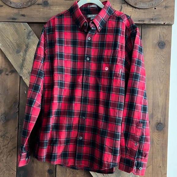 Eddie Bauer FLANNEL SHIRT RED BLACK Green Wide Plaid L/S Button checkered Cotton - Picture 1 of 12